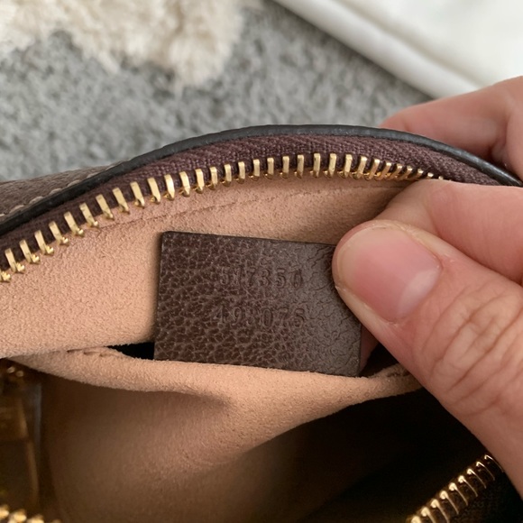 ⭐️⭐️SOLD⭐️⭐️Authentic Gucci ophidia camera bag. - Picture 7 of 8